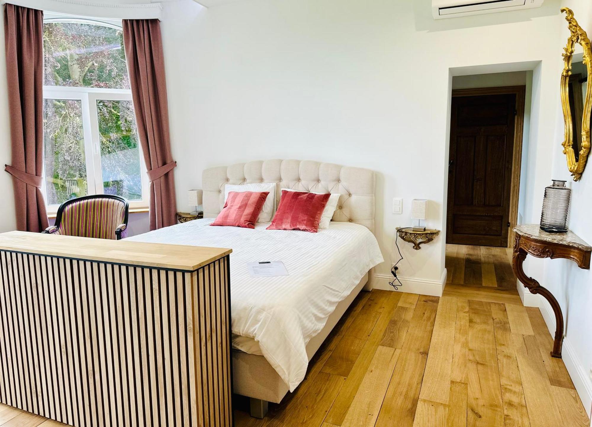 Suite Luxueuse Au Chateau De Saint Vitu 104 Tinlot Exteriör bild